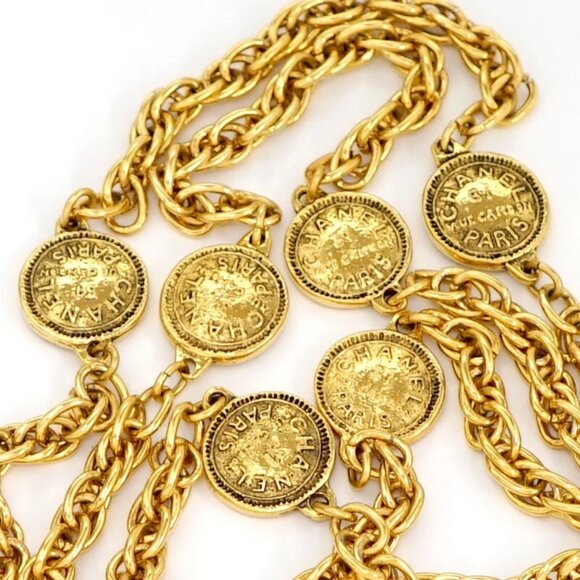 CHANEL CC 31 Rue Cambon Coin Necklace 36" Gold Tone Auth #24590 - Picture 4 of 7